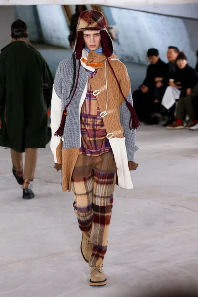 Look 35
